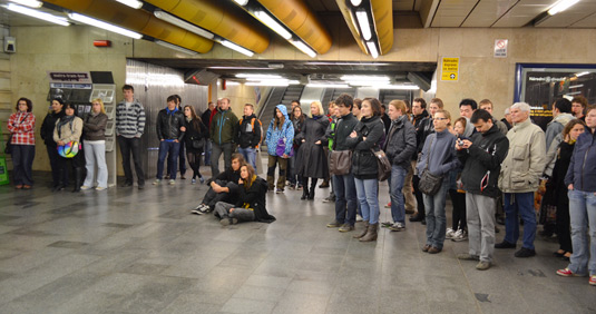 Музыка в метро Праги