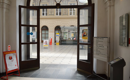 Вход на главную почту в Праге